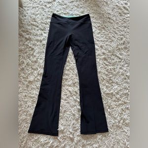 Ivivva yoga flare pants